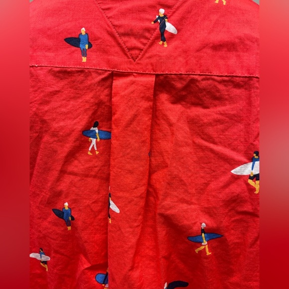 🔥🏄🏻♂️TOMMY HILFIGER button up red shirt w/ surfer print. Size L. Like new‼️ - Picture 8 of 9